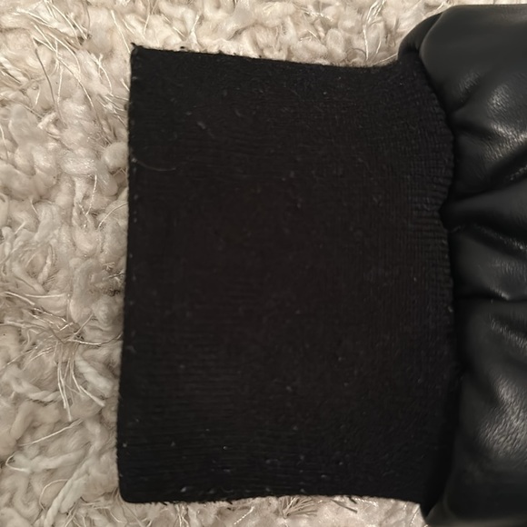 Sam Edelman women’s black puffer size small - Picture 8 of 8